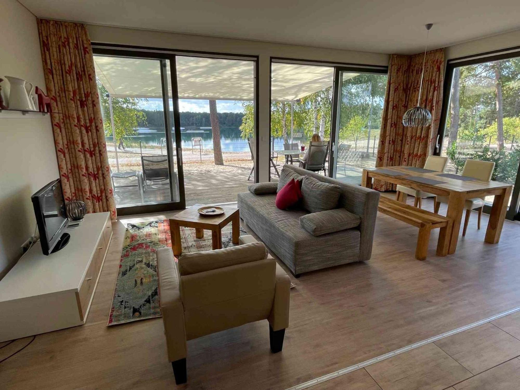 Bernsteinsee Hotel Sassenburg ภายนอก รูปภาพ