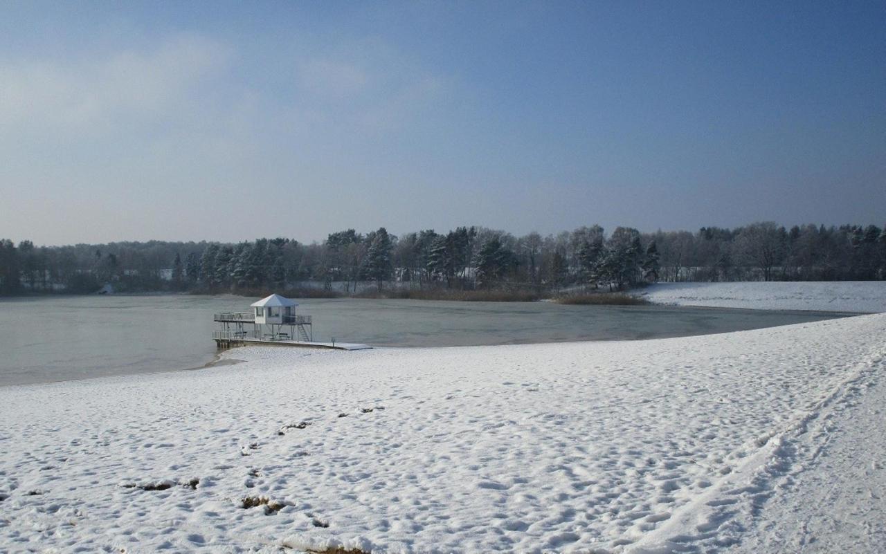 Bernsteinsee Hotel Sassenburg ภายนอก รูปภาพ